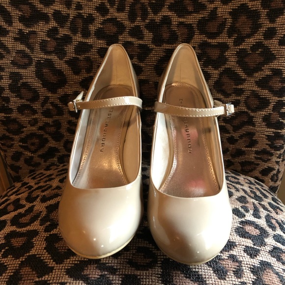 Chinese Laundry Next To Me Pumps - Size 9 - Picture 2 of 16